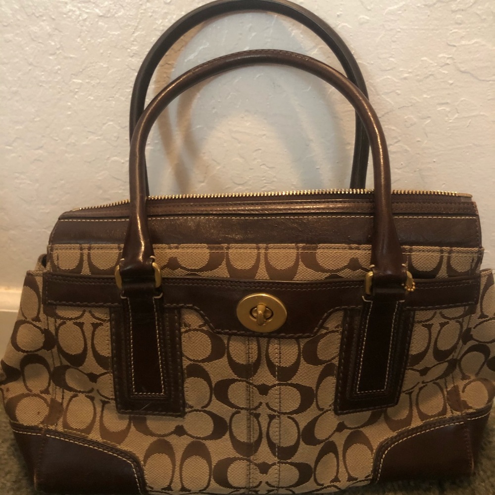 Coach purse like brand new!